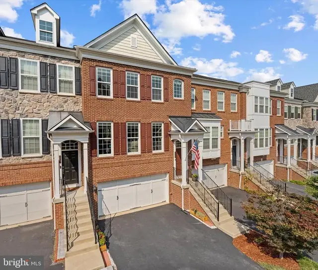 20699 Erskine Ter, Ashburn
