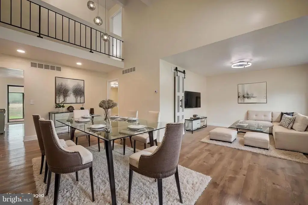 22 Whitemarsh Ct, DOVER