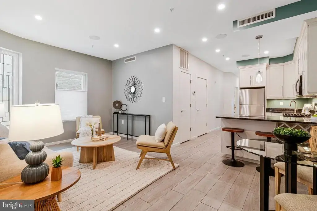 756 Park Rd Nw #2, WASHINGTON