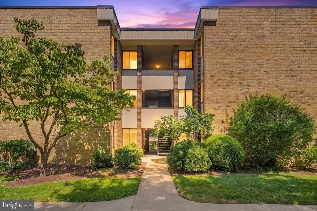 2103 Walsh View Ter #102, SILVER SPRING