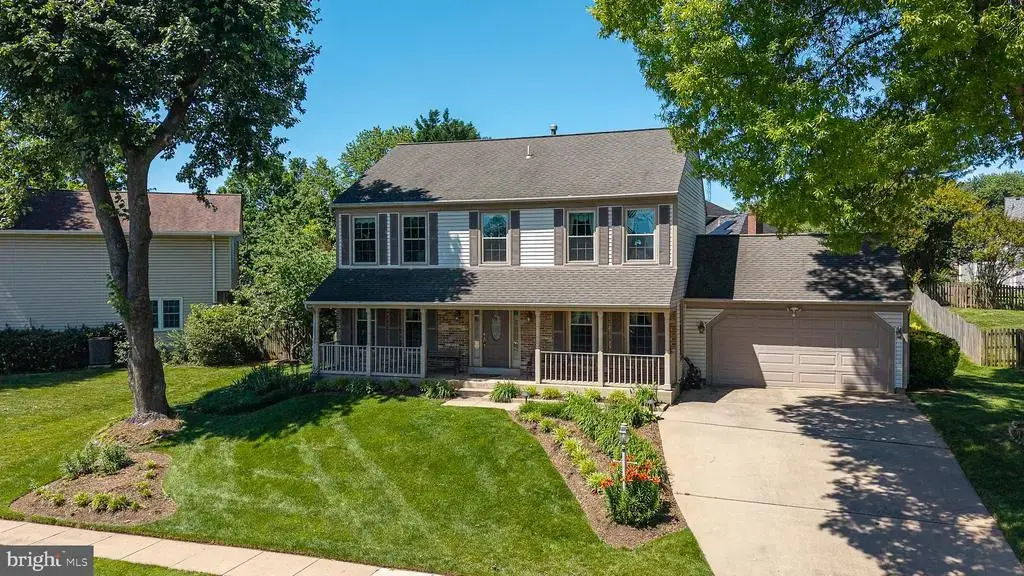 3272 Kinross Cir, HERNDON
