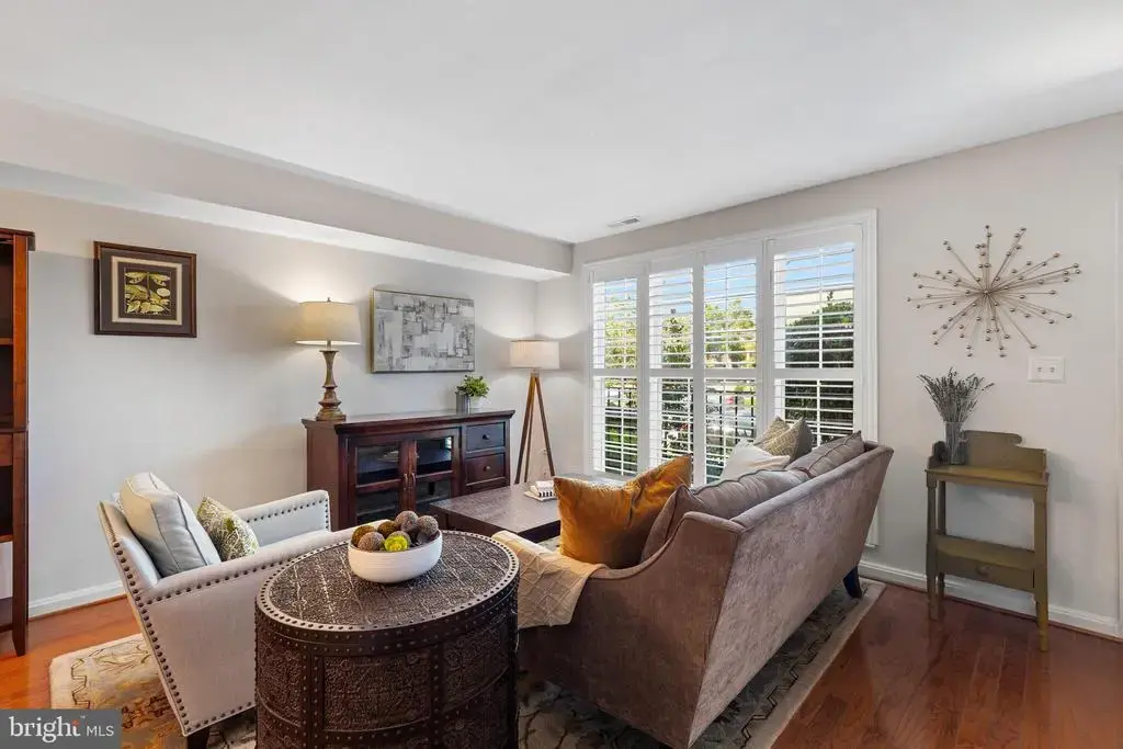 2511 N Dearing St, ALEXANDRIA