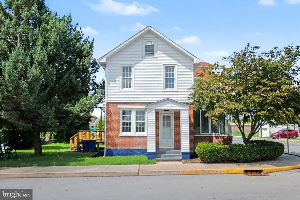 400 Lincoln St, MIDDLETOWN