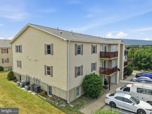 245-k9 Brandy Ct, Strasburg
