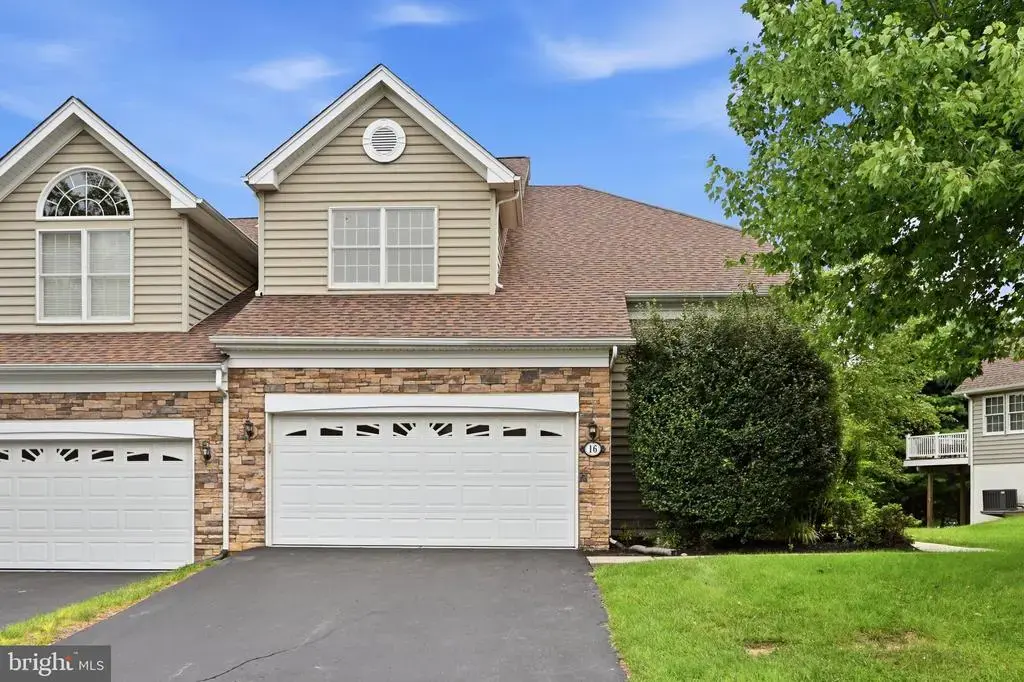 16 Sloan Rd, WEST CHESTER