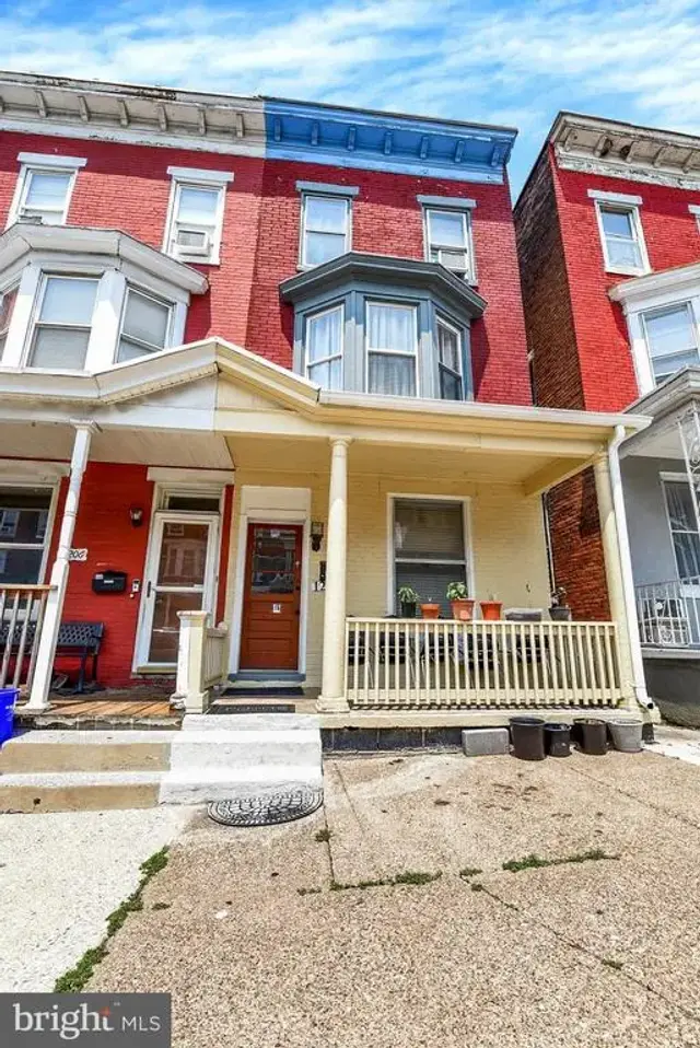 1208 Walnut St, Harrisburg