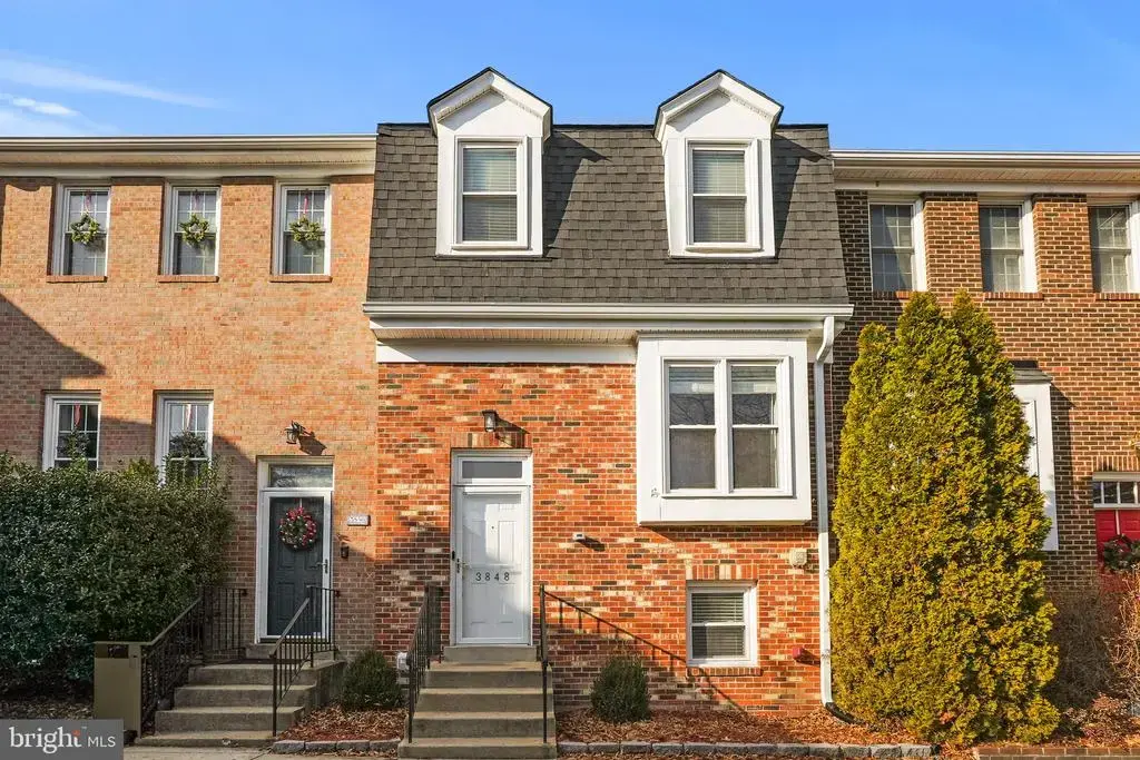 3848 Brighton Ct, ALEXANDRIA