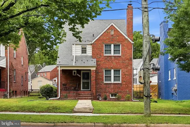 1420 Michigan Ave Ne, Washington
