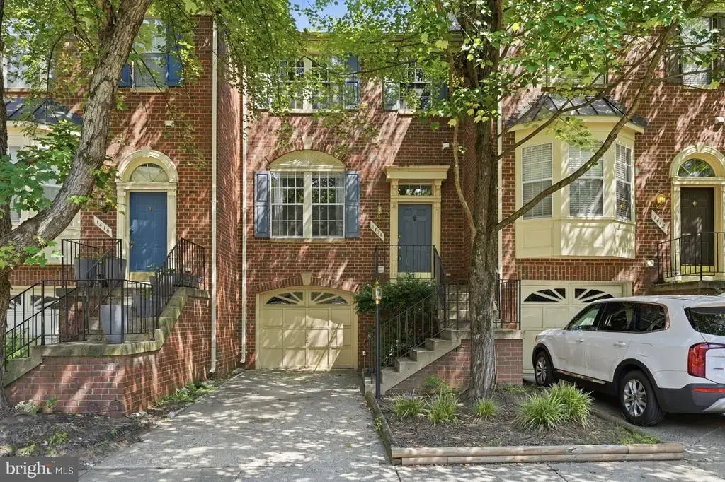 1414 Park Garden Ln, RESTON