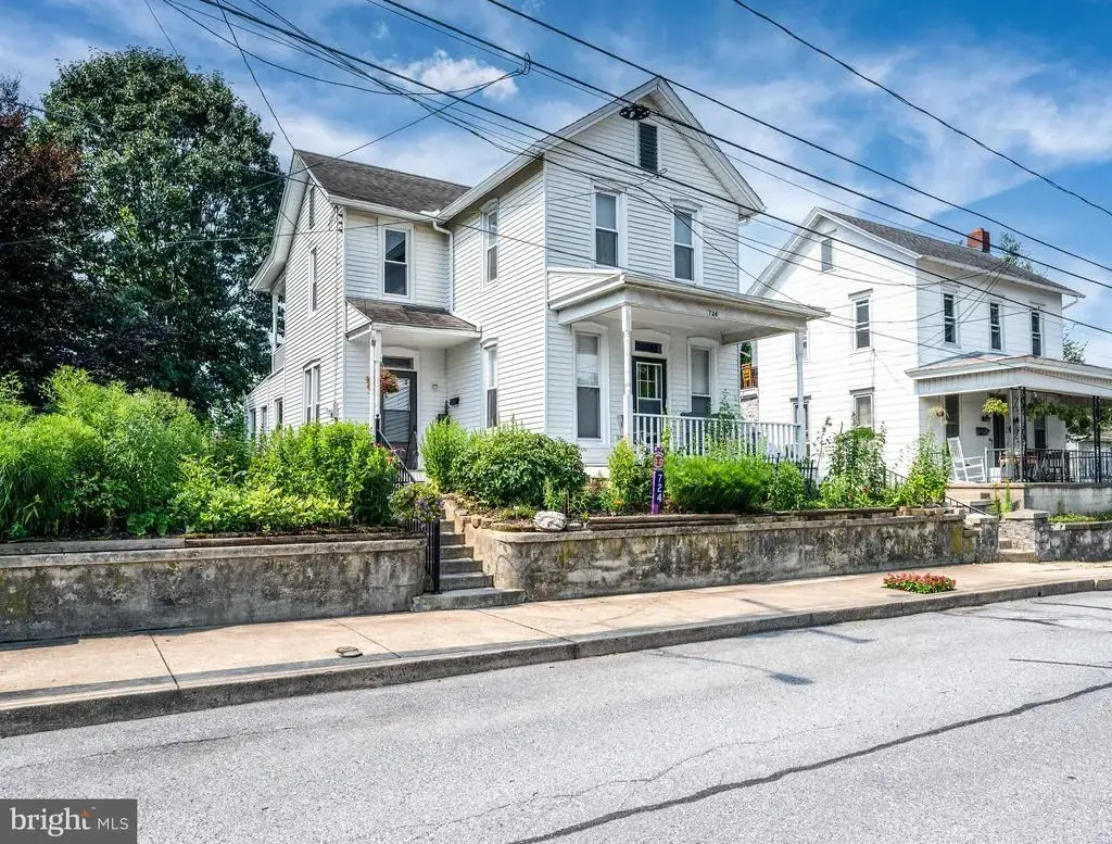 724 Fulton St, AKRON