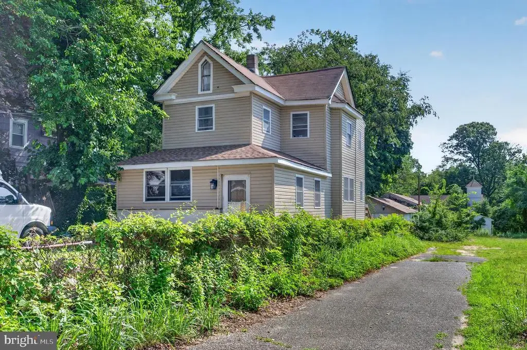 1679 Almonesson Rd, WOODBURY