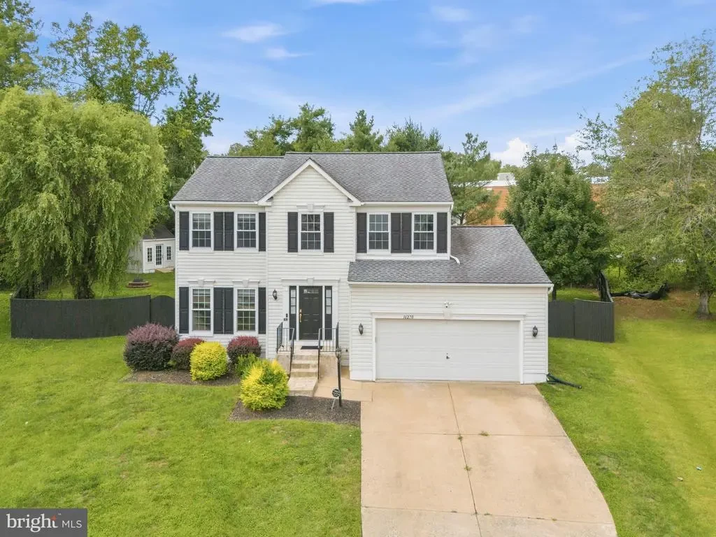 16270 Gayle Ct, TRIANGLE