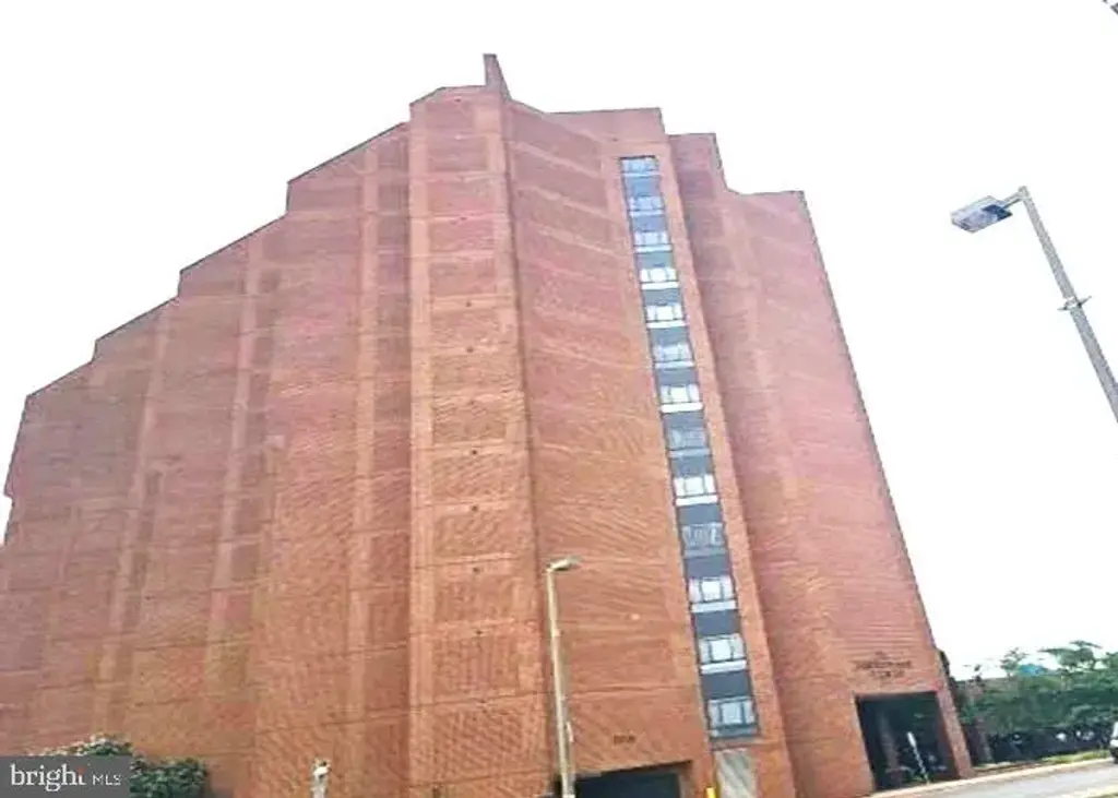 2515 Boston St #403, BALTIMORE