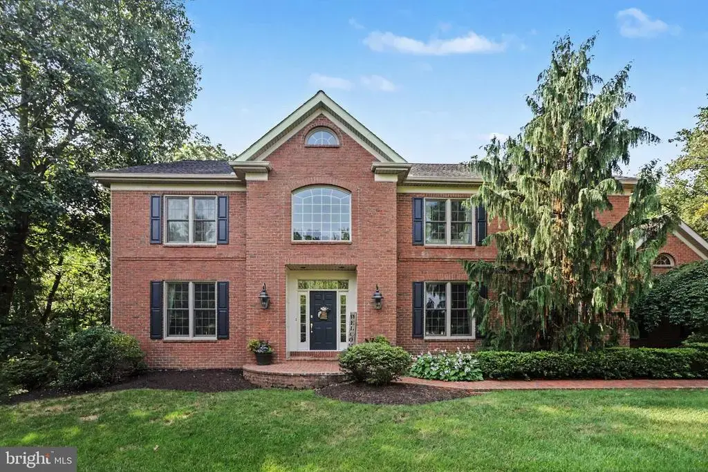 20 White Pine Dr, HERSHEY