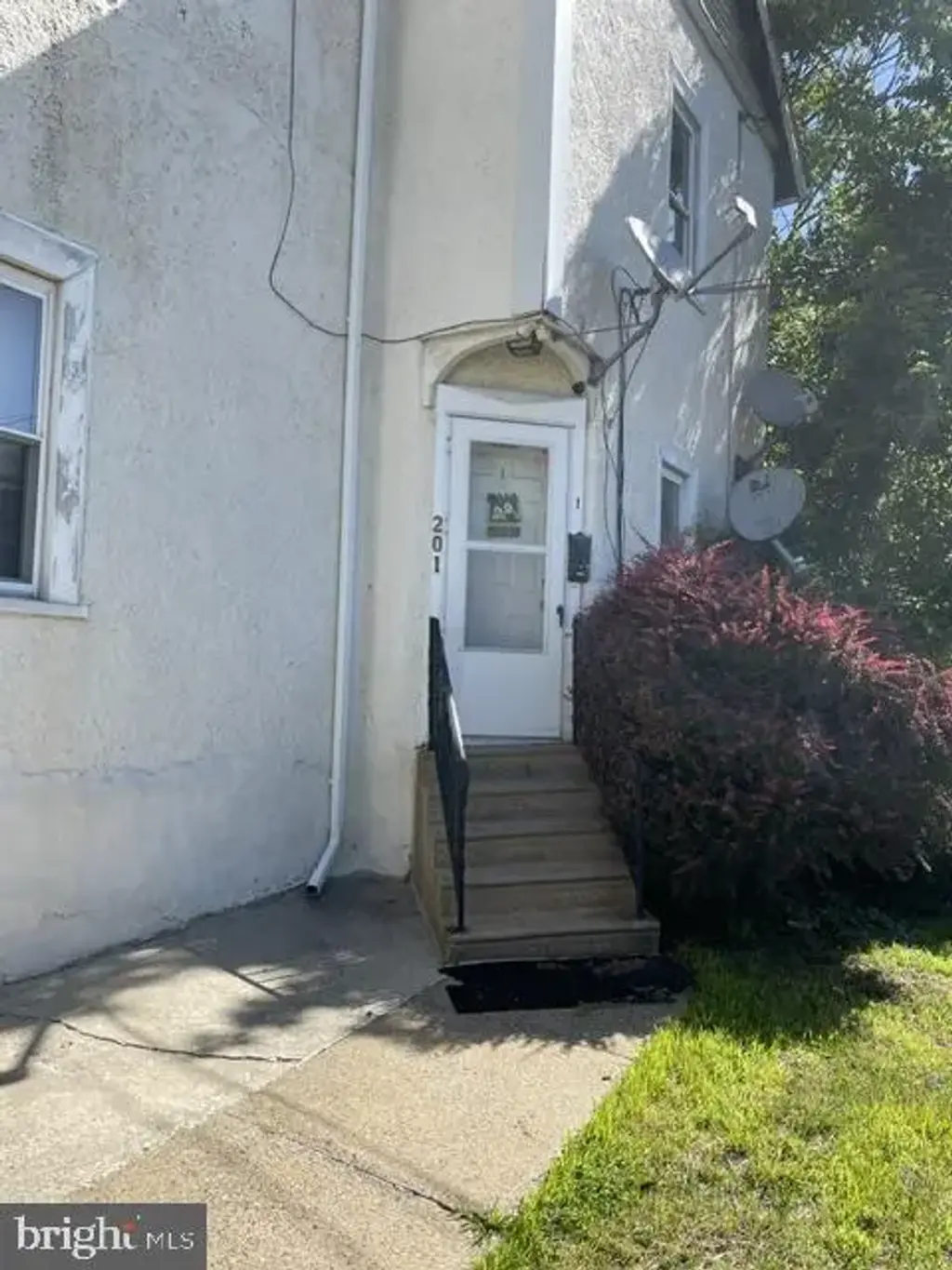 201 Mckinley Ave, LANSDOWNE