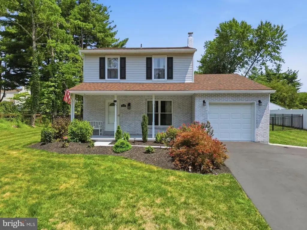 1519 Silver Lake Rd, LANGHORNE