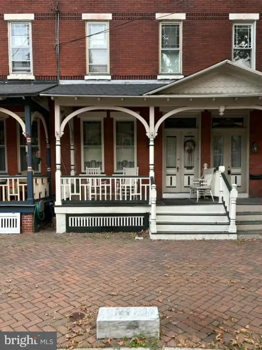 338 E Union St, BURLINGTON