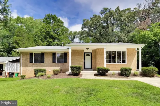 715 Calvert Ln, Fort Washington