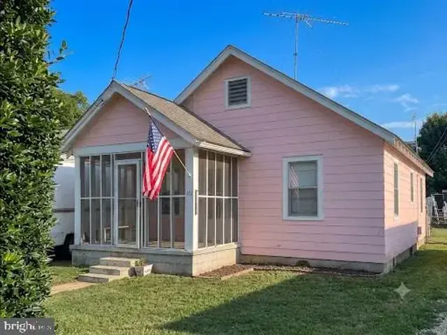 152 Bend Farm Rd, Fredericksburg