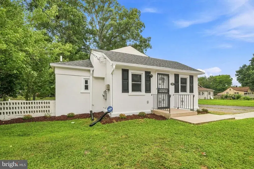8004 Allentown Rd, FORT WASHINGTON