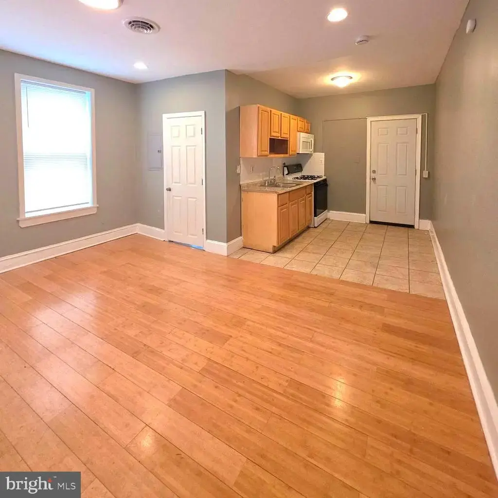 5508-00 Walnut St, PHILADELPHIA