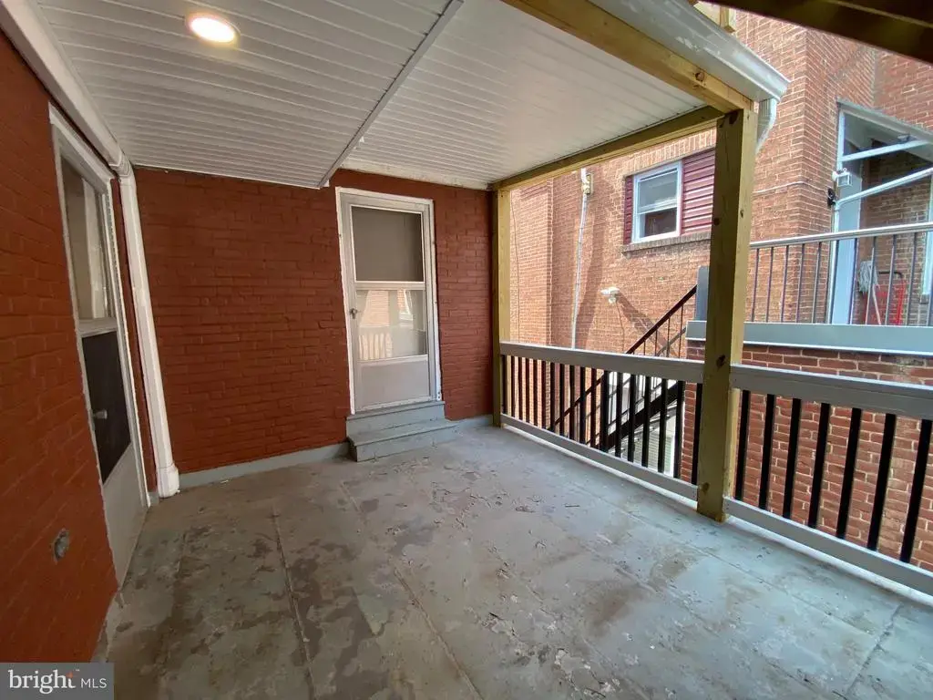 209 N Hanover St #2, CARLISLE