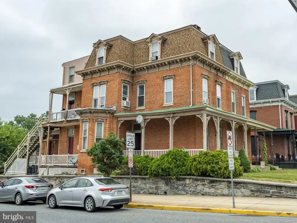 301 Chestnut St, COLUMBIA