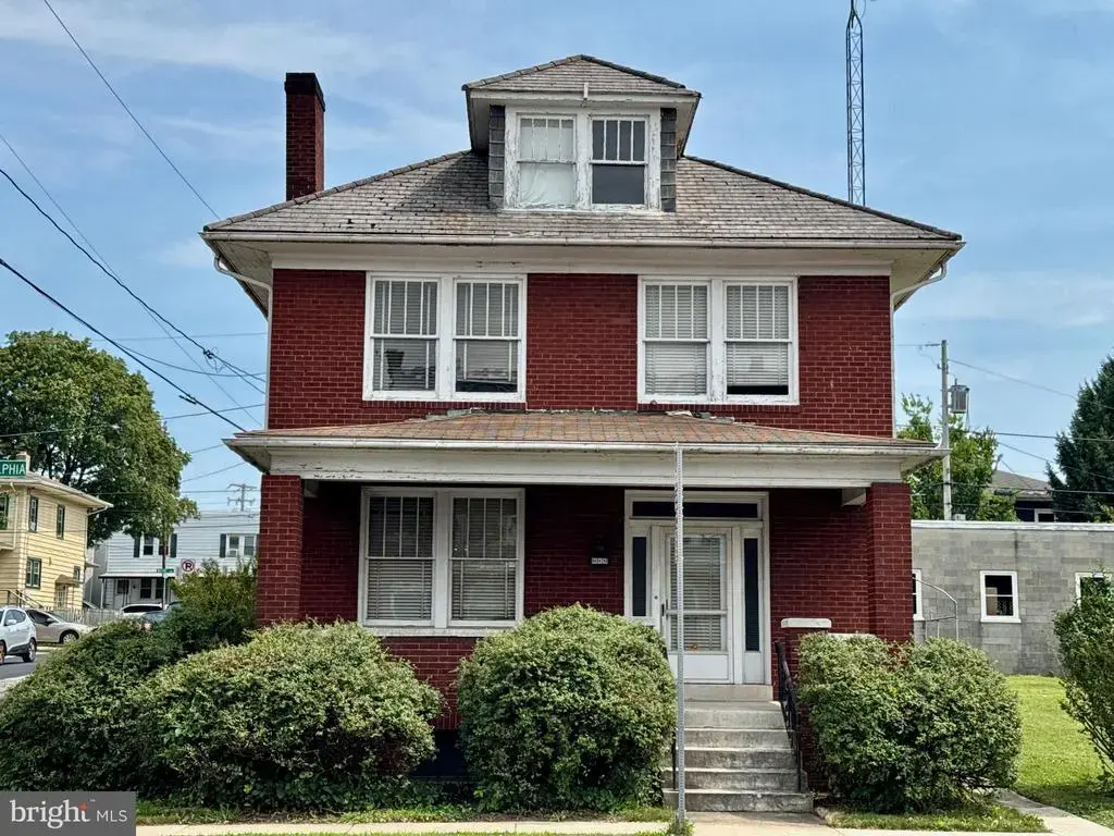 990 E Philadelphia St, YORK