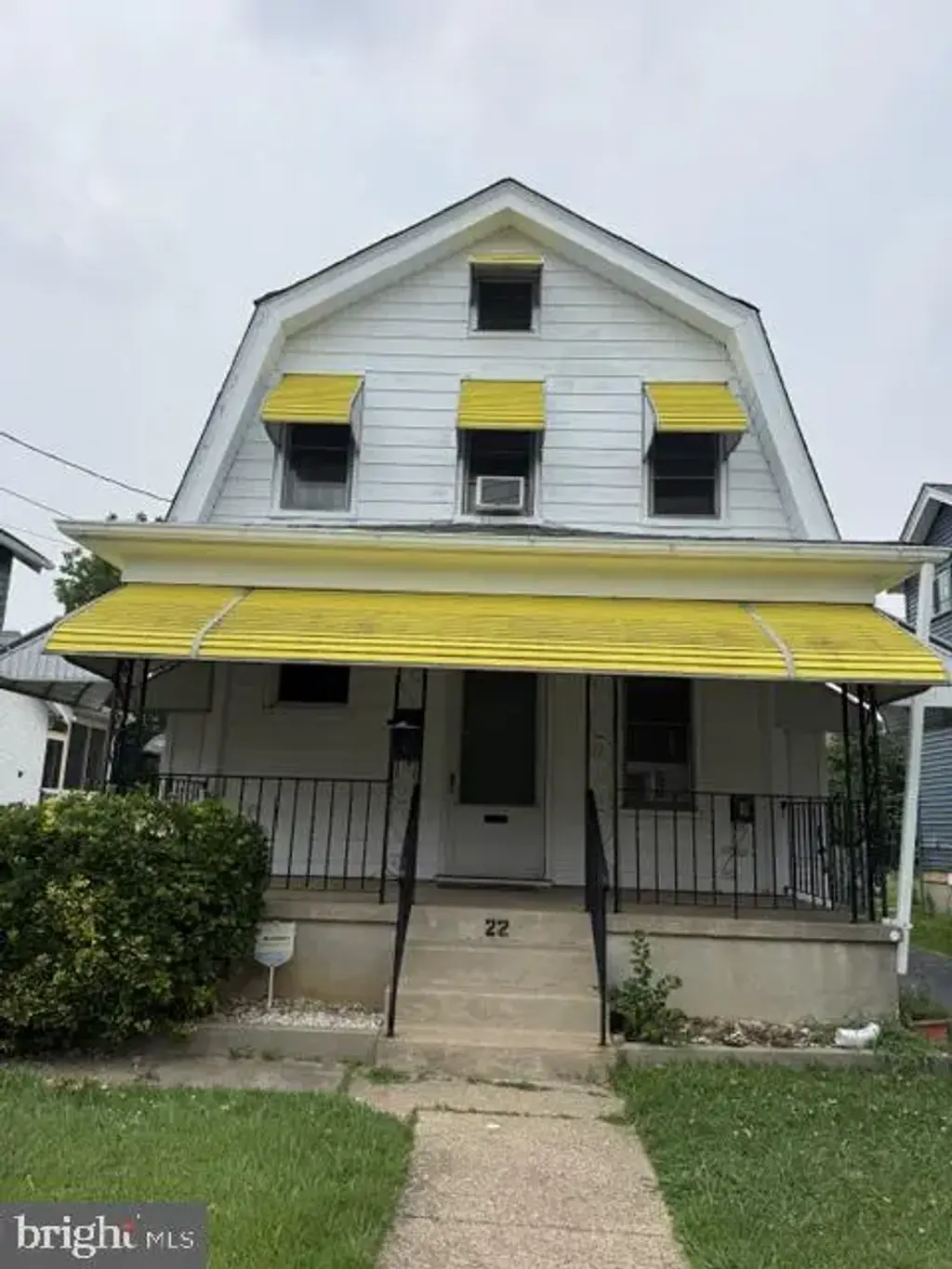 22 W Roland Rd, BROOKHAVEN