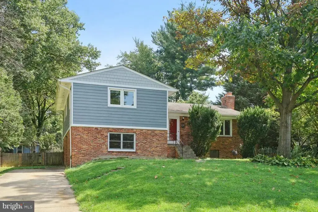 1633 Warner Ave, MCLEAN