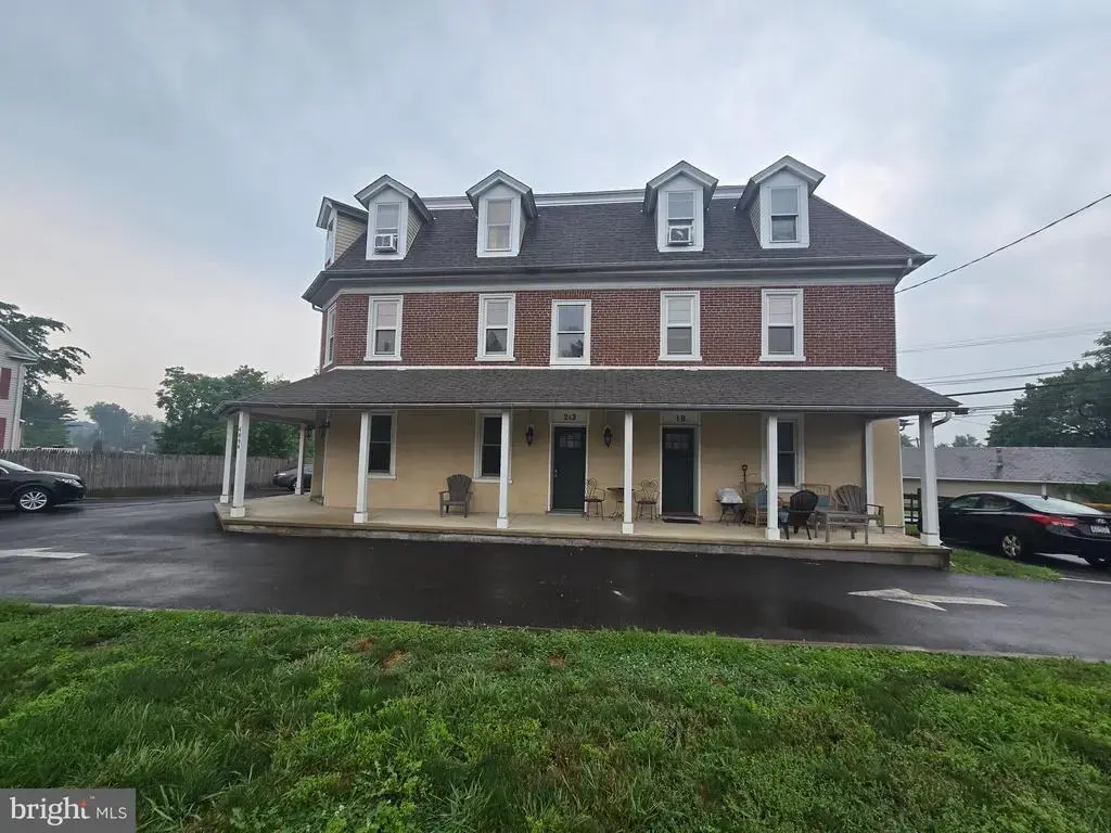 4894 Old Easton Rd #2nd Floor Unit, DOYLESTOWN