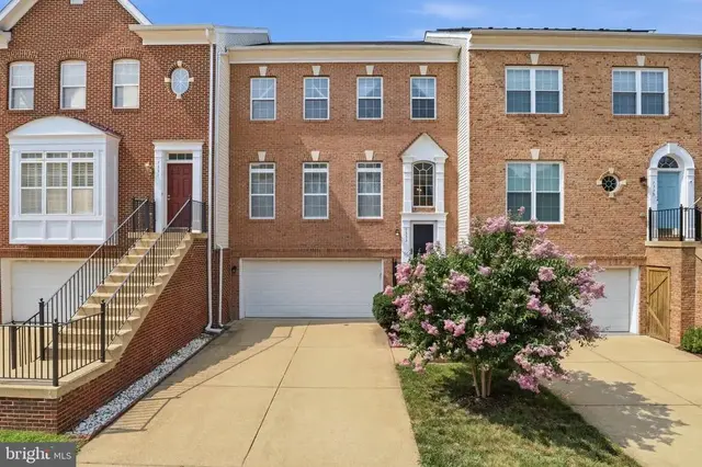7333 Hampton Manor Pl, Springfield