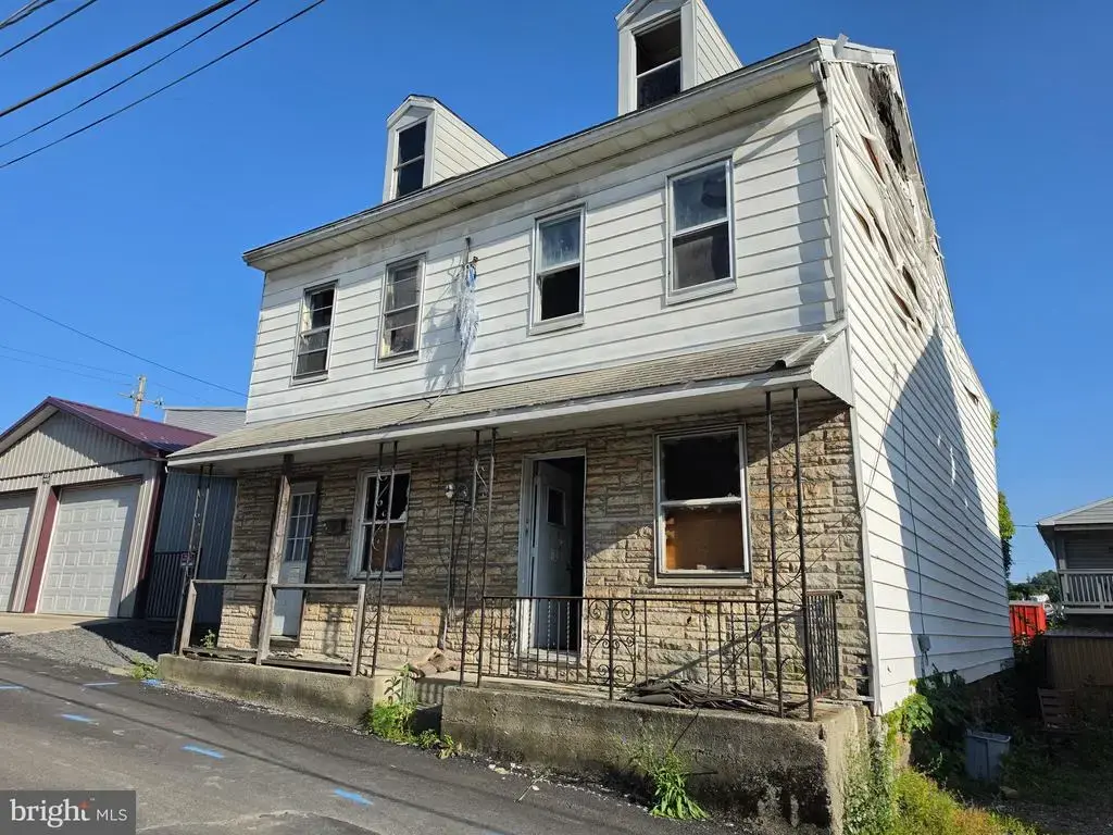 516 W Arlington St, SHENANDOAH