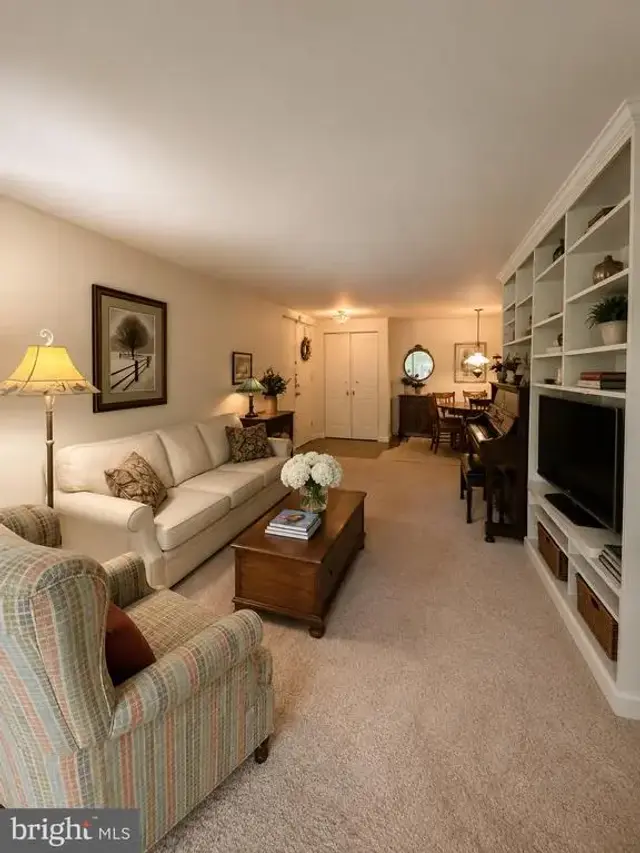 13135 Dairymaid Dr #136, Germantown