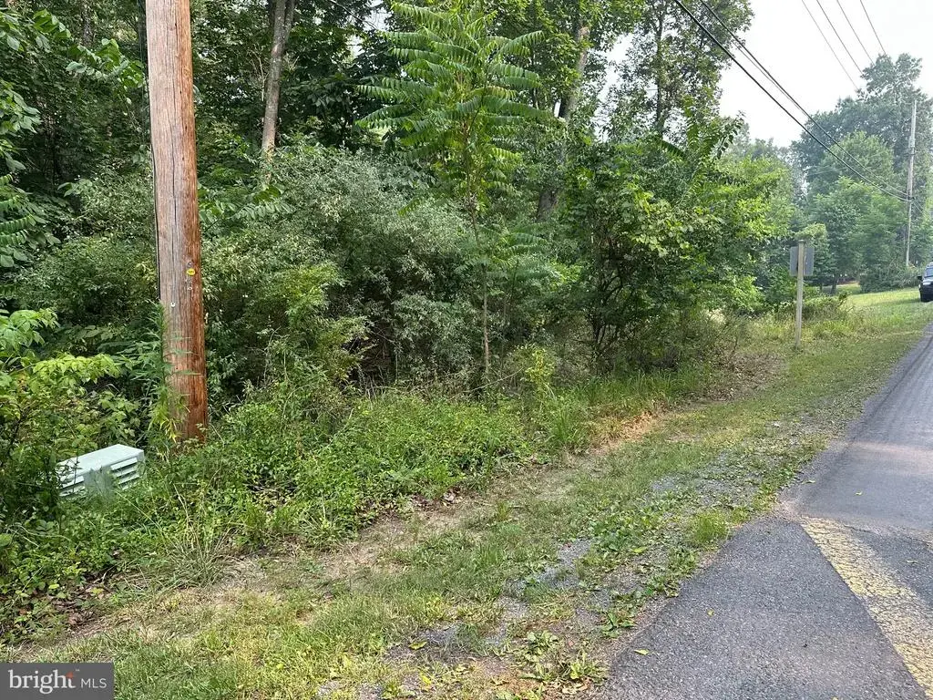 147 Lake Holiday Rd, CROSS JUNCTION