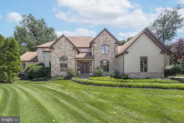 394 Collins Grant Ct, Yardley