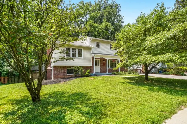 13410 Dowlais Dr, Rockville