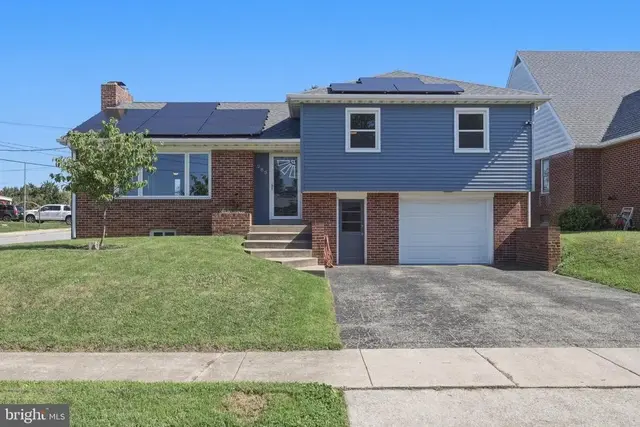 285 Diller Rd, Hanover
