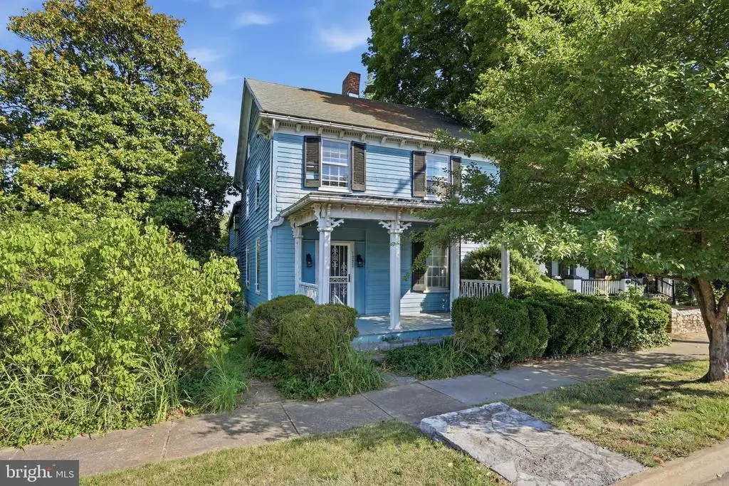 7927 Main St, MIDDLETOWN