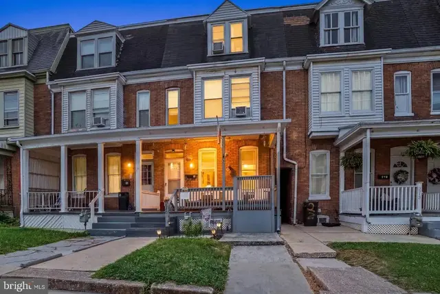 276 W Cottage Pl, York