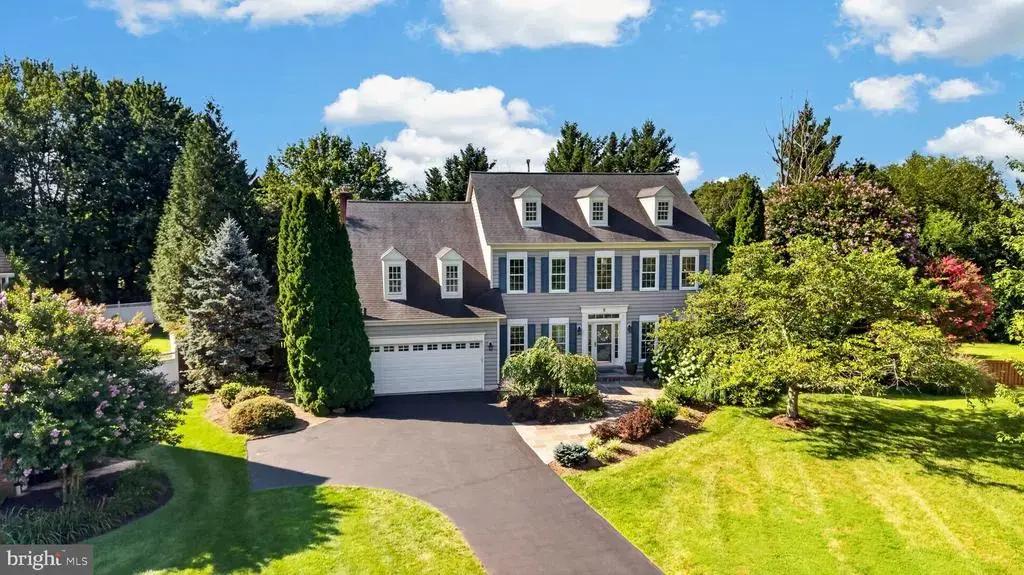 8 Haller Ct, POOLESVILLE