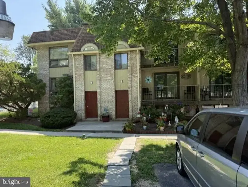 314 Saybrooke Ln, WALLINGFORD
