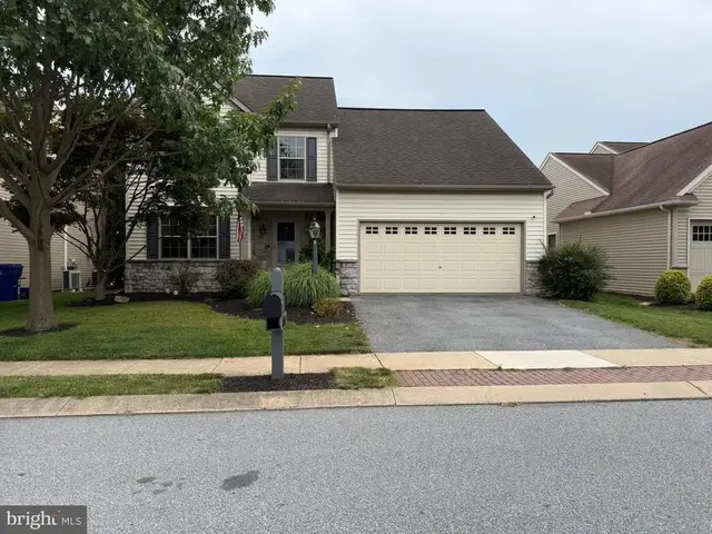 1314 Heatherwood Dr, Mount Joy