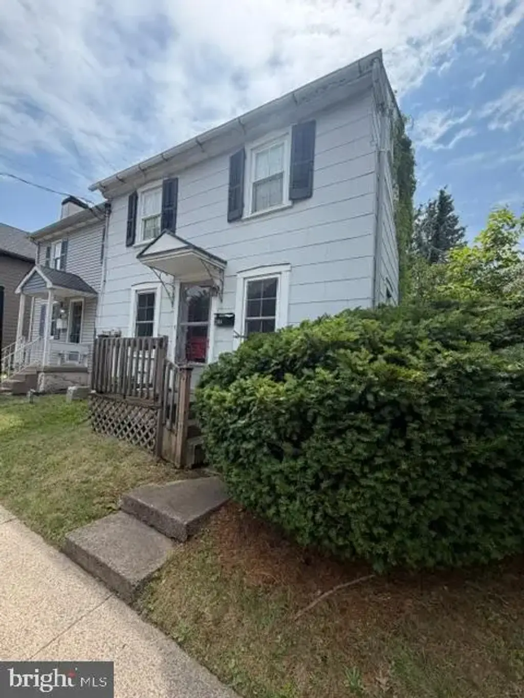 284 W State St, DOYLESTOWN