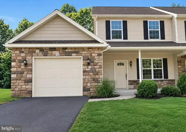 110 Scully Pl, Lewisberry