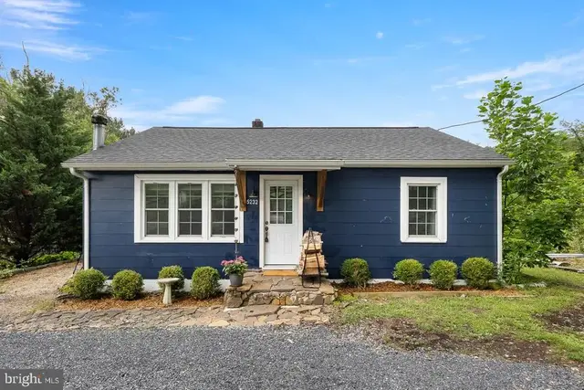 5232 Orkney Grade, Mount Jackson
