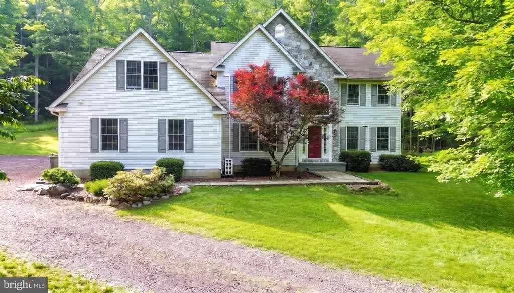 1300 Beaupland Rd, BEAR CREEK