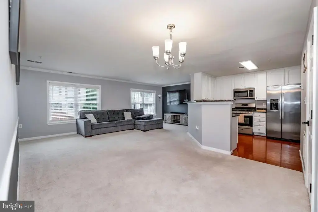 16821 Nuttal Oak Pl #4, WOODBRIDGE
