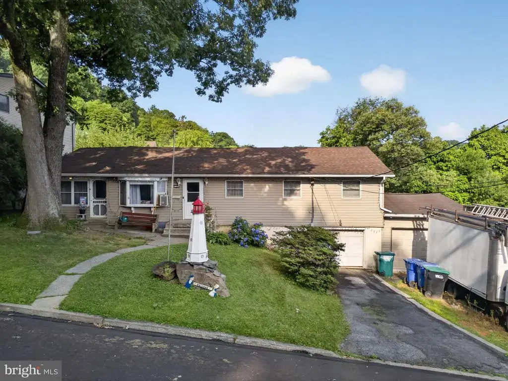 720 Lechauweki, FOUNTAIN HILL