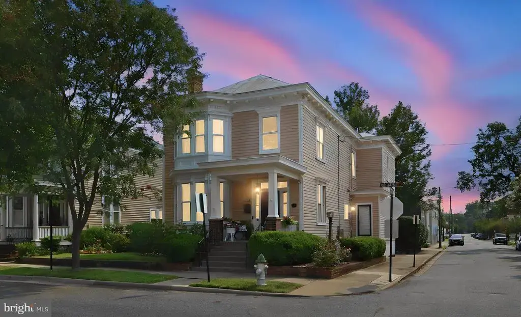 1518 Caroline St, FREDERICKSBURG